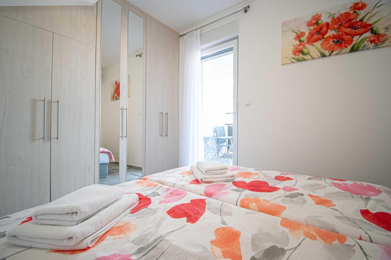 Luxury Apartment With Swimming Pool Ana Traù Esterno foto