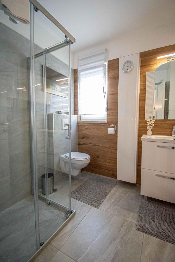 Luxury Apartment With Swimming Pool Ana Traù Esterno foto